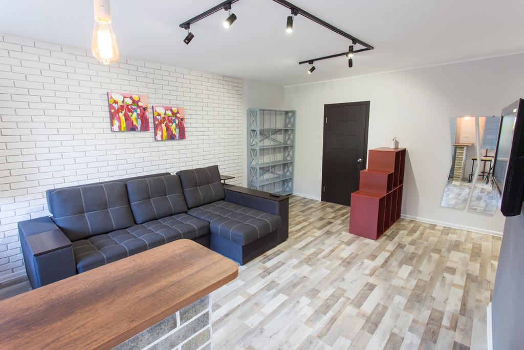 Loft Apartment Near Botanical Garden Харьков Экстерьер фото